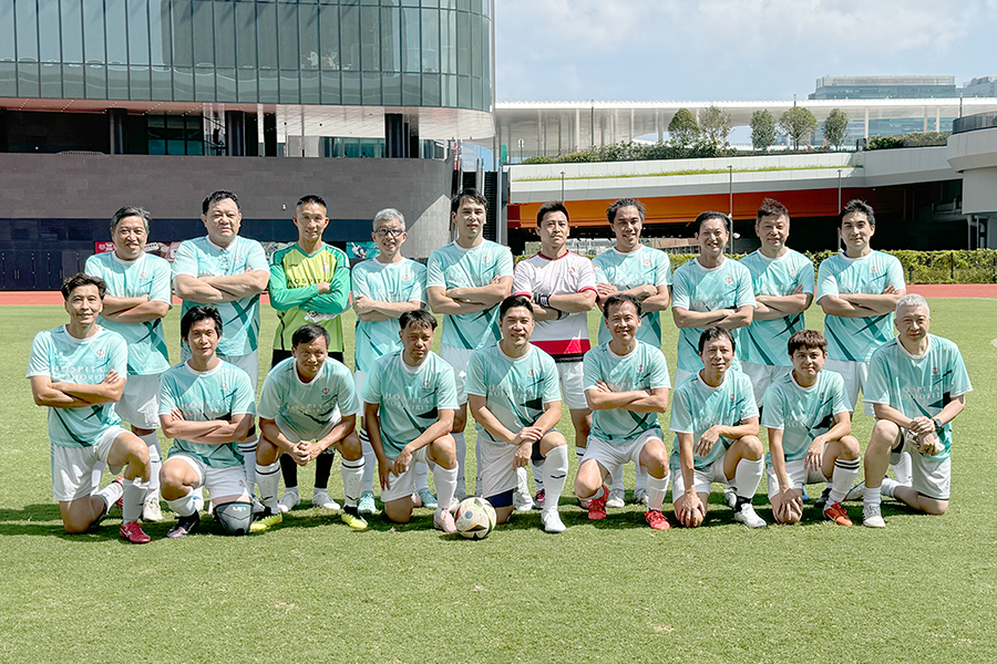 The football team won the Plate Championship in the Hong Kong Police Football Invitational Tournament.